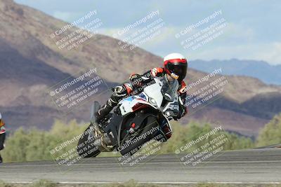 media/Nov-16-2025-Race Pace (Sun) [[8c5fa54630]]/Non Verified Riders (1st 20 Minutes)/7-Turn 9 Entry (210pm)/